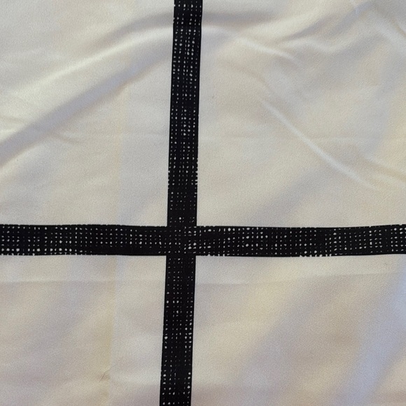 Truly Soft Standard Size White and Black Geometric Shower Curtain EUC - Picture 4 of 5